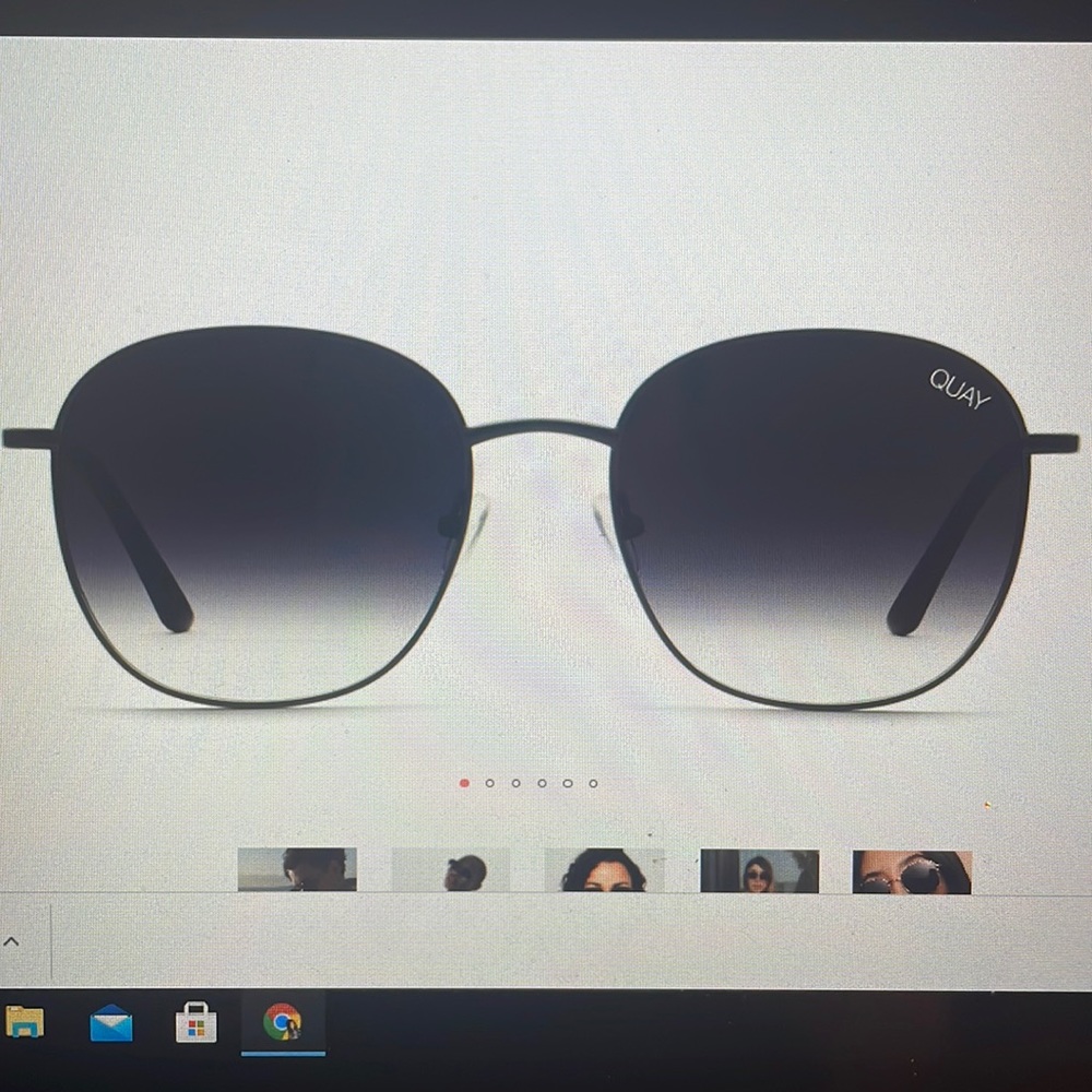 Quay Jezabell sunglasses with case